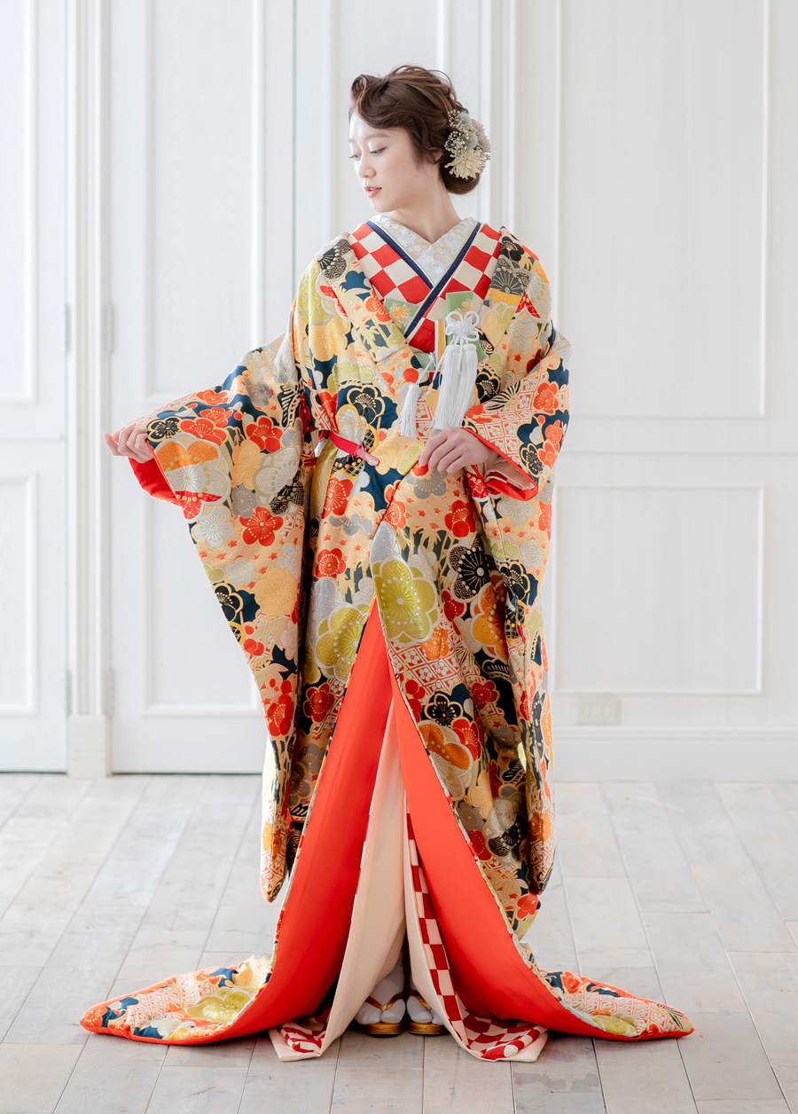 Women's Outifts – Capri's Japanese Art Final